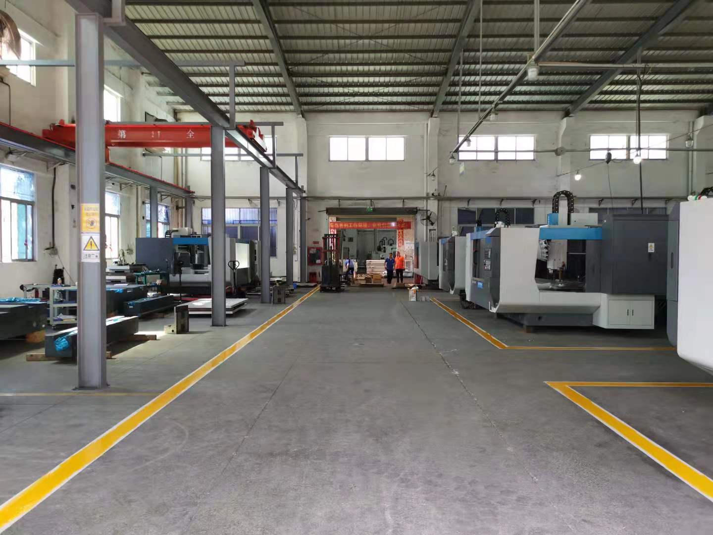 the turning point of the cnc machine tool industry is beginning to emerge, and domestic substitution is accelerating. the recovery of cutting tools and machine tools is expected to dominate the banner